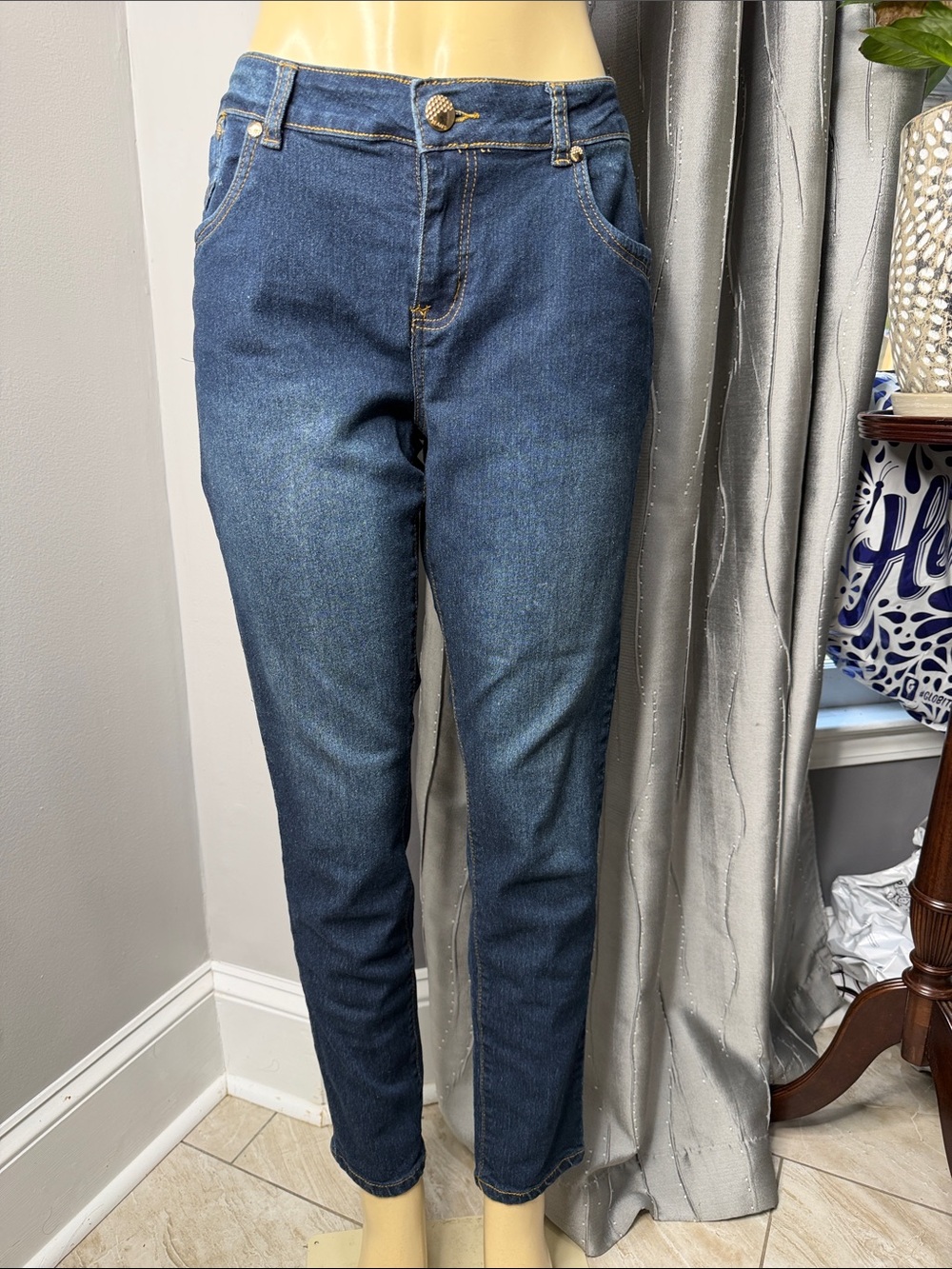 Live Classic Women's Dark Blue Denim Jeans Sz 14 Stretch